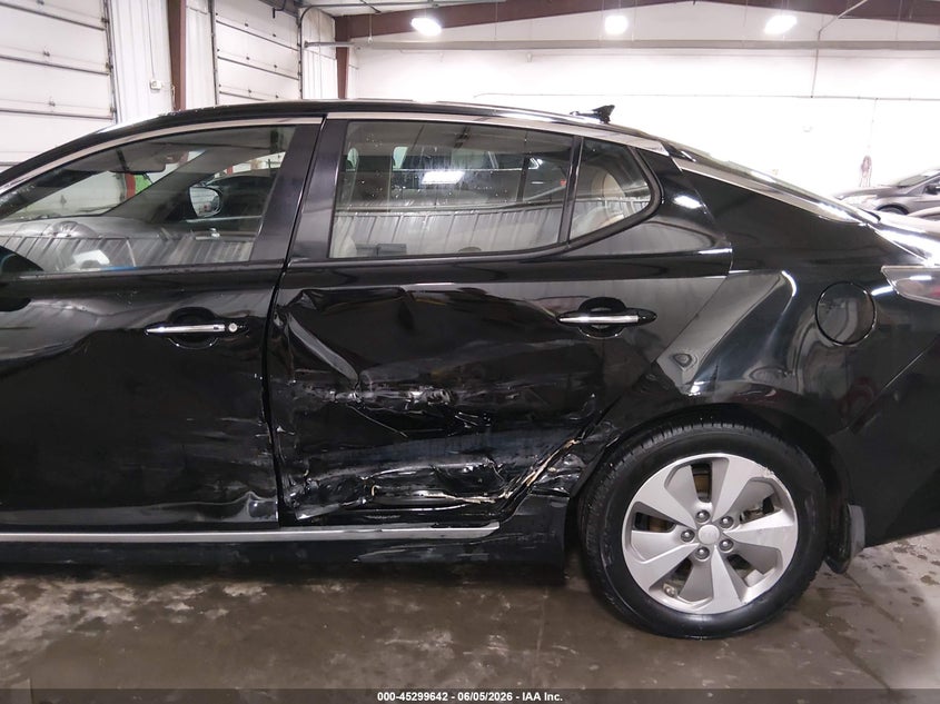 2016 Kia Optima VIN KNAGN4AD8G5095135 IAAI salvage auction — LEFT SIDE, Salvage (Iowa), sold $500 on 2026-07-28 (photo 6)