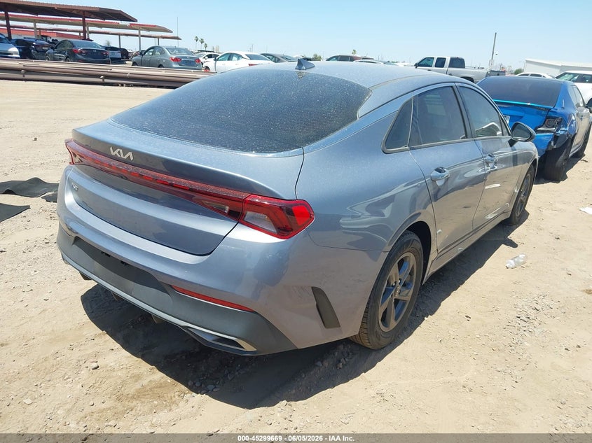 2022 Kia K5 VIN 5XXG24J28NG147463 IAAI salvage auction — LEFT SIDE, Salvage Title, sold $4,050 on 2026-07-14 (photo 4)