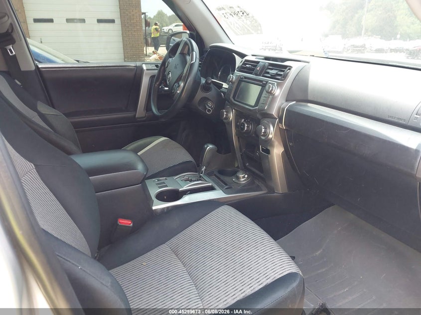 2015 Toyota 4runner VIN JTEBU5JR2F5240827 IAAI salvage auction — FRONT END, Salvage Title, sold $5,800 on 2026-07-09 (photo 5)
