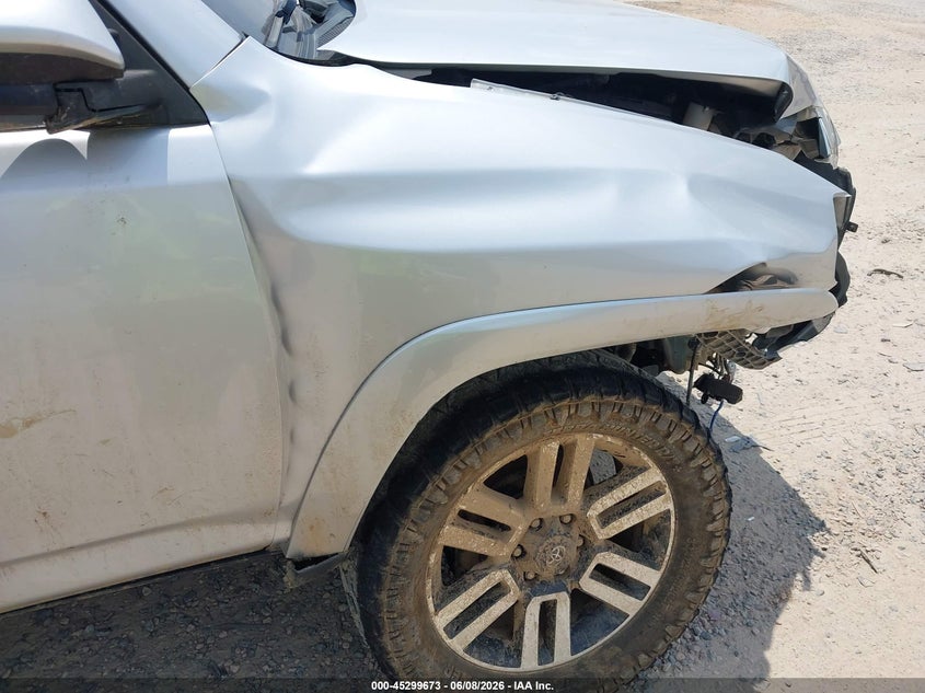 2015 Toyota 4runner VIN JTEBU5JR2F5240827 IAAI salvage auction — FRONT END, Salvage Title, sold $5,800 on 2026-07-09 (photo 6)