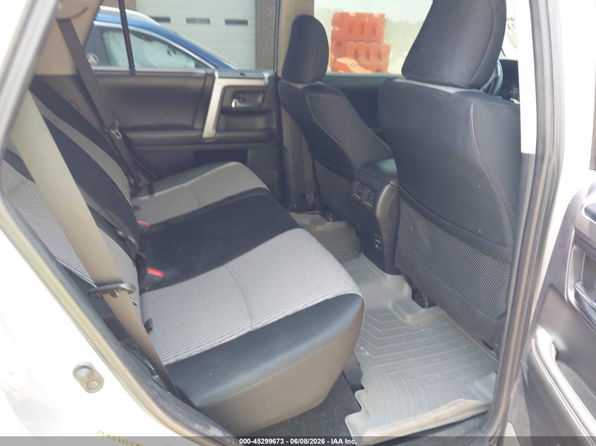 2015 Toyota 4runner VIN JTEBU5JR2F5240827 IAAI salvage auction — FRONT END, Salvage Title, sold $5,800 on 2026-07-09 (photo 8)