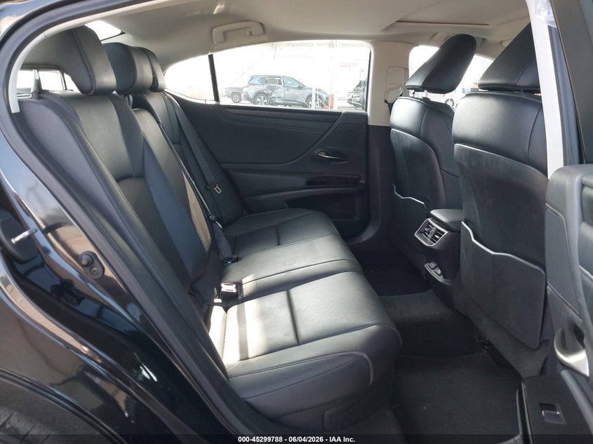 2025 Lexus ES VIN 58ADA1C16SU059966 IAAI salvage auction — FRONT END, Salvage Title, sold $16,700 on 2026-07-29 (photo 8)
