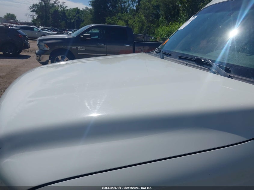2019 Nissan Nv VIN 1N6BF0LY8KN810228 IAAI salvage auction — HAIL, Salvage Title, sold $7,675 on 2026-08-19 (photo 6)