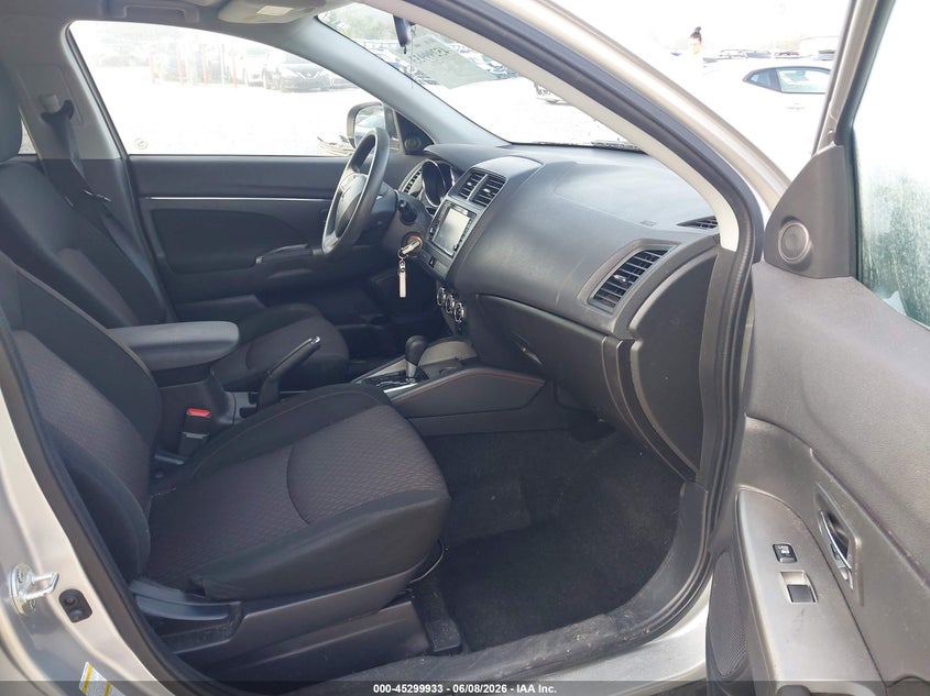2019 Mitsubishi Outlander VIN JA4AP3AU6KU003106 IAAI salvage auction — RIGHT FRONT, Salvage Title, sold $1,700 on 2026-07-10 (photo 5)