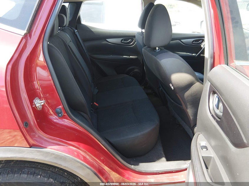 2018 Nissan Rogue VIN JN1BJ1CP1JW157039 IAAI salvage auction — NORMAL WEAR, Clear (Tennessee), sold $850 on 2026-07-16 (photo 8)