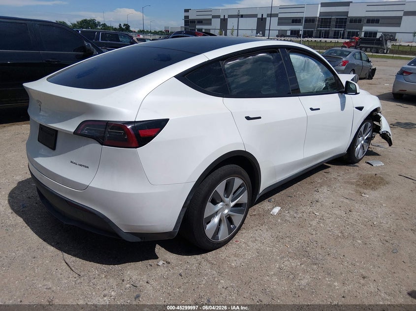 2023 Tesla Model y VIN 7SAYGDEE5PA032769 IAAI salvage auction — FRONT END, Salvage Title, sold $10,000 on 2026-07-12 (photo 4)