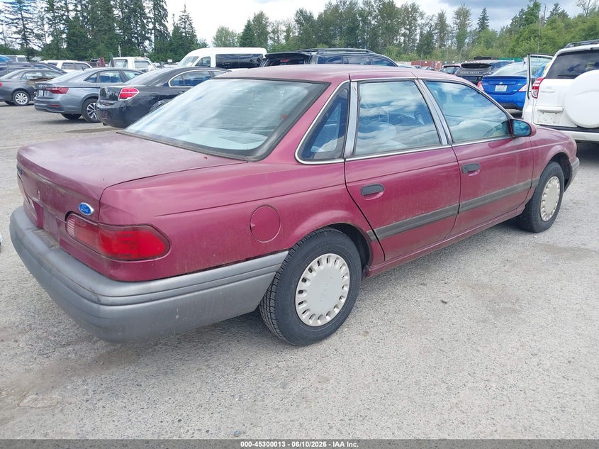 1992 Ford Taurus VIN 1FACP50U9NG277095 IAAI salvage auction — NORMAL WEAR, Clear (Washington), sold $250 on 2026-07-08 (photo 4)