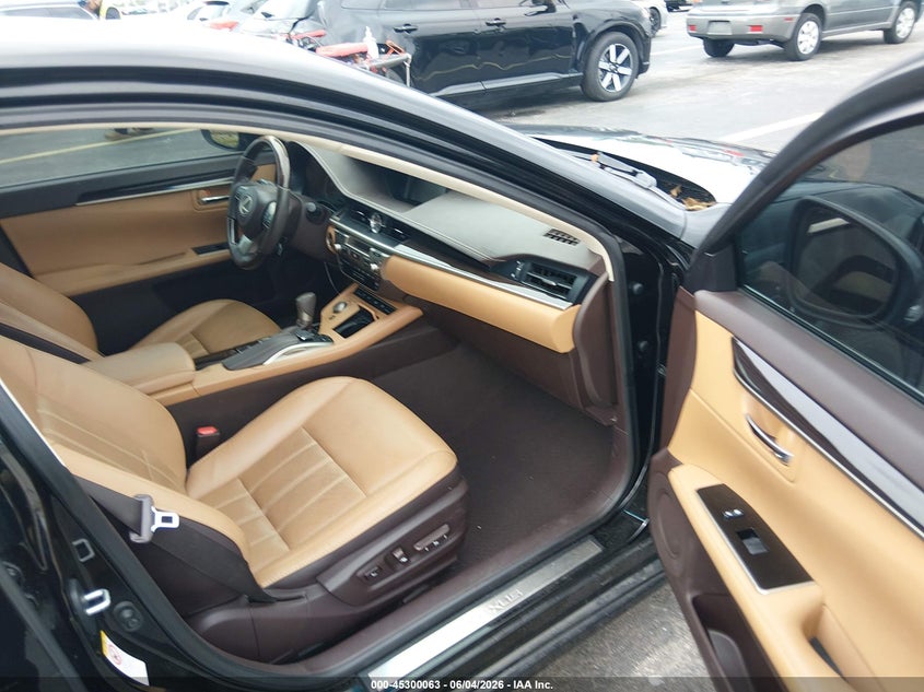 2018 Lexus ES VIN 58ABK1GGXJU111407 IAAI salvage auction — REAR END, Rebuildable (Florida), sold $7,350 on 2026-07-30 (photo 5)