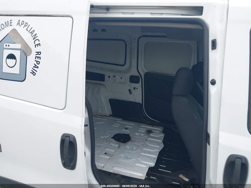 2017 Ram Promaster city VIN ZFBERFAB4H6E24939 IAAI salvage auction — UNKNOWN, Salvage Title, sold $1,000 on 2026-07-14 (photo 8)