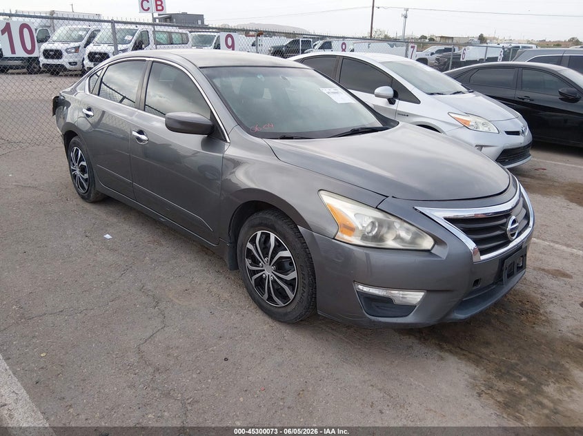 2015 Nissan Altima VIN 1N4AL3APXFC572151 IAAI salvage auction — REAR END, Salvage Title, sold $450 on 2026-07-22 (photo 1)