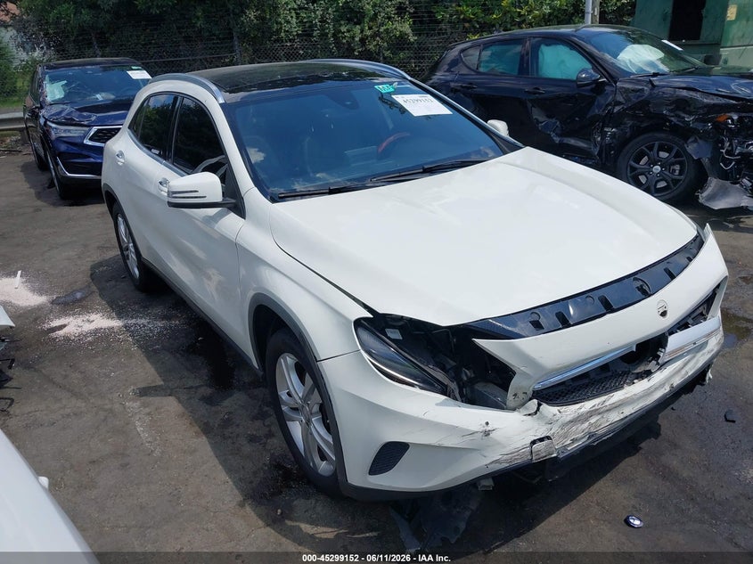 2016 Mercedes-benz Gla-klasse VIN WDCTG4GB8GJ252195 IAAI salvage auction — FRONT END, Salvage (North Carolina), sold $3,650 on 2026-07-30 (photo 1)