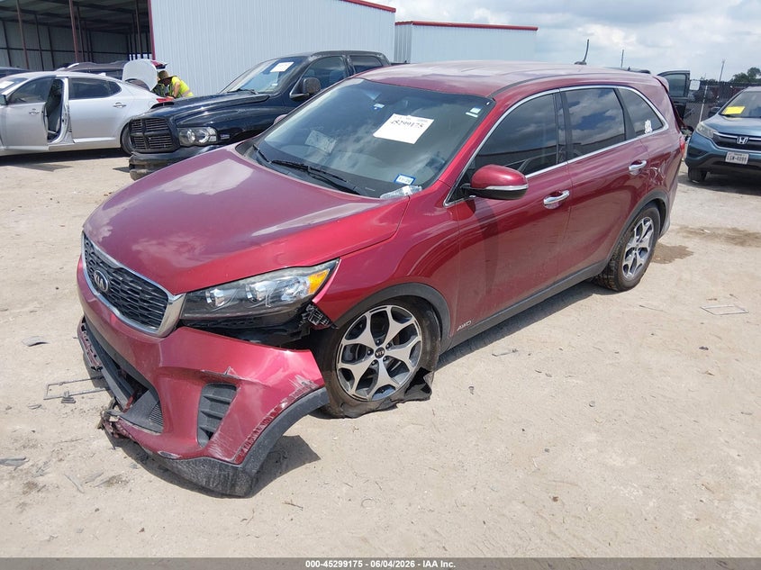 2020 Kia Sorento VIN 5XYPGDA53LG614986 IAAI salvage auction — FRONT & REAR, Salvage Title, sold $1,325 on 2026-07-28 (photo 2)