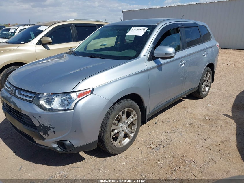 2014 Mitsubishi Outlander VIN JA4AZ3A39EZ008342 IAAI salvage auction — NORMAL WEAR, Clear-Dealer Only (Arizona), sold $1,250 on 2026-07-27 (photo 2)
