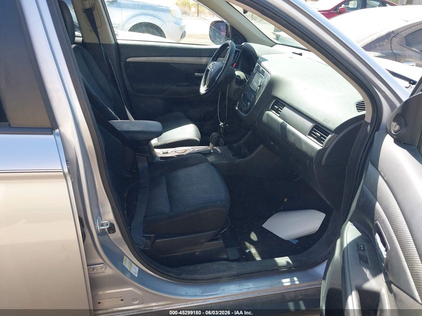 2014 Mitsubishi Outlander VIN JA4AZ3A39EZ008342 IAAI salvage auction — NORMAL WEAR, Clear-Dealer Only (Arizona), sold $1,250 on 2026-07-27 (photo 5)