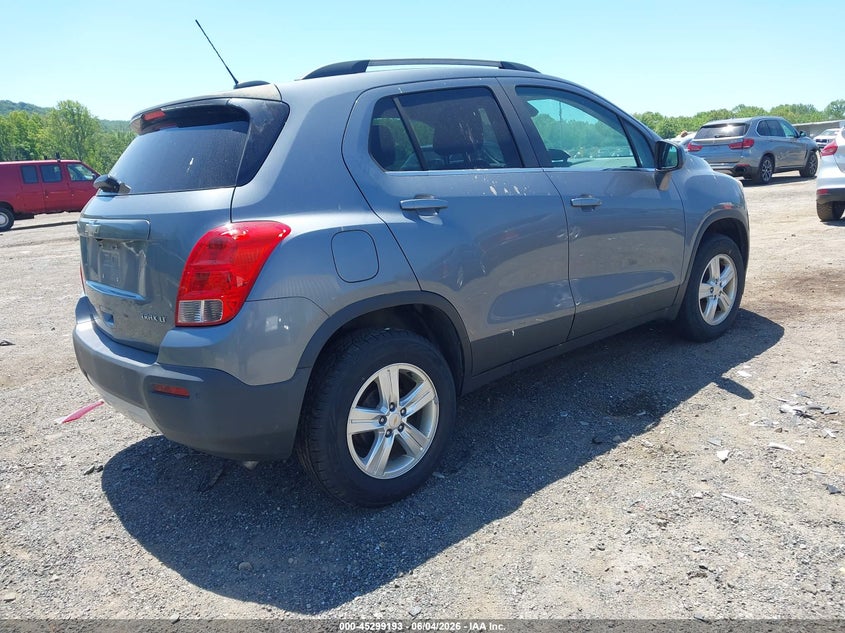 2015 Chevrolet Trax VIN KL7CJLSB0FB068836 IAAI salvage auction — NORMAL WEAR, Clear (Pennsylvania), sold $1,225 on 2026-07-16 (photo 4)