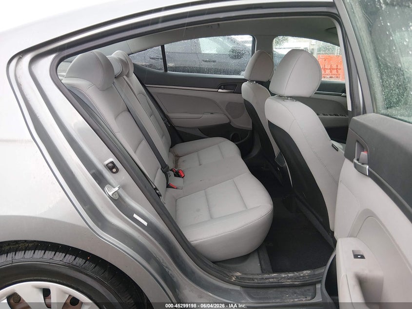 2017 Hyundai Elantra VIN KMHD74LF3HU400025 IAAI salvage auction — REAR END, Salvage Title, sold $1,950 on 2026-07-10 (photo 8)