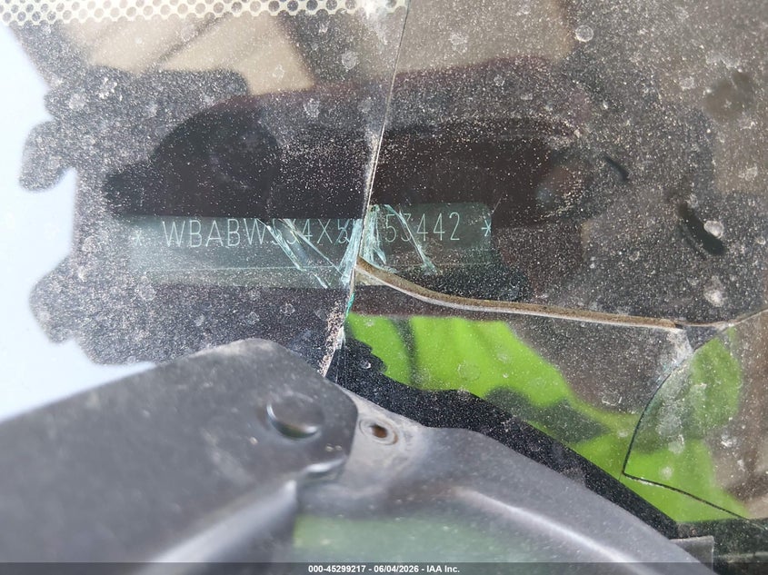 2005 BMW 3 series VIN WBABW534X5PL53442 IAAI salvage auction — SIDE, Salvage (Arizona), sold $1,300 on 2026-08-18 (photo 9)
