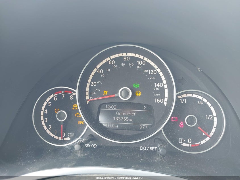 2013 Volkswagen Beetle VIN 3VW7S7AT7DM825382 IAAI salvage auction — ENGINE DAMAGE, Salvage (Texas), sold $700 on 2026-07-09 (photo 7)