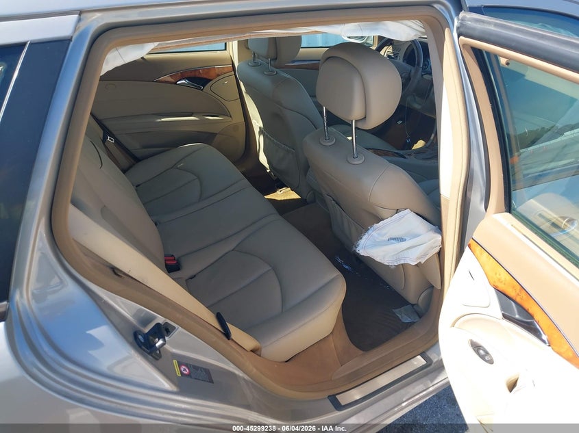 2009 Mercedes-benz E-class VIN WDBUH87XX9B378659 IAAI salvage auction — FRONT END, Clear (Indiana), sold $925 on 2026-07-16 (photo 8)