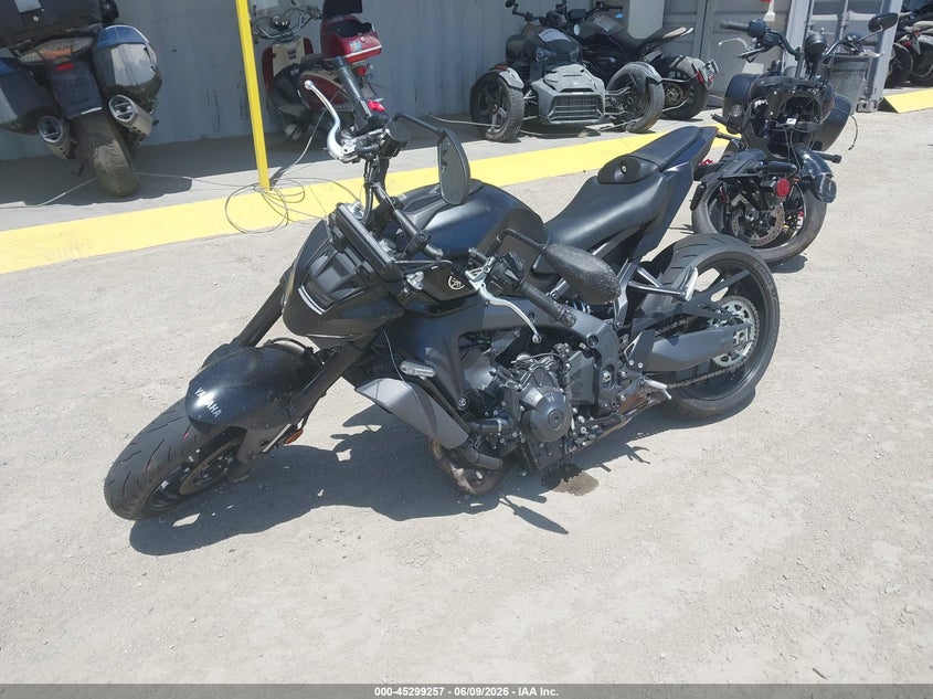 2025 Yamaha Mt VIN JYARN94Y7SA000597 IAAI salvage auction — FRONT END, Salvage Title, sold $25 on 2026-07-29 (photo 2)