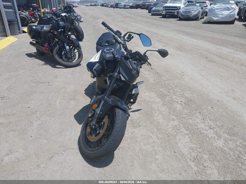 2025 Yamaha Mt VIN JYARN94Y7SA000597 IAAI salvage auction — FRONT END, Salvage Title, sold $25 on 2026-07-29 (photo 5)