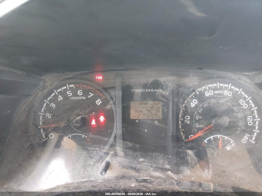 2017 Toyota Tacoma VIN 5TFSX5EN8HX048371 IAAI salvage auction — FRONT & REAR, Salvage Title, sold $5,700 on 2026-07-28 (photo 7)