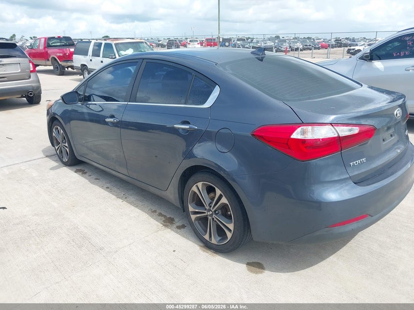 2016 Kia Forte VIN KNAFZ4A8XG5504836 IAAI salvage auction — WATER/FLOOD, Salvage (Texas), sold $1,075 on 2026-07-17 (photo 3)