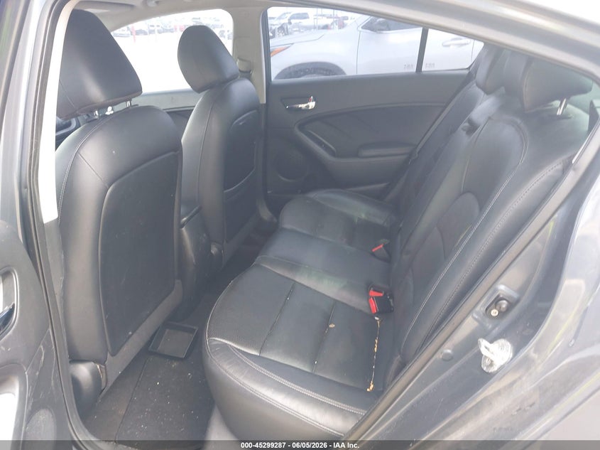 2016 Kia Forte VIN KNAFZ4A8XG5504836 IAAI salvage auction — WATER/FLOOD, Salvage (Texas), sold $1,075 on 2026-07-17 (photo 8)