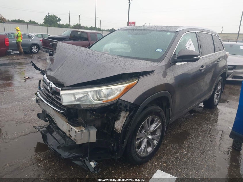 2015 Toyota Highlander VIN 5TDJKRFH1FS150849 IAAI salvage auction — FRONT END, Salvage Title, sold $5,475 on 2026-07-08 (photo 2)