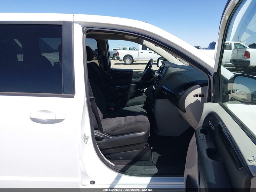 2018 Dodge Caravan VIN 2C4RDGBG6JR312992 IAAI salvage auction — REAR END, Sf97 (Texas), sold $14,300 on 2026-08-05 (photo 5)