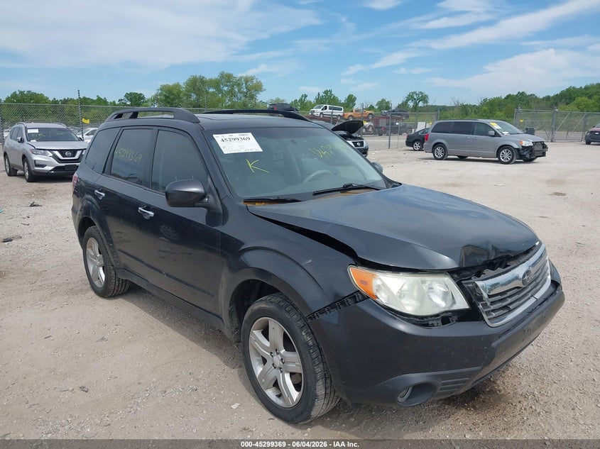 2009 Subaru Forester VIN JF2SH64649H714880 IAAI salvage auction — FRONT END, Clear (Wisconsin), sold $350 on 2026-07-21 (photo 1)