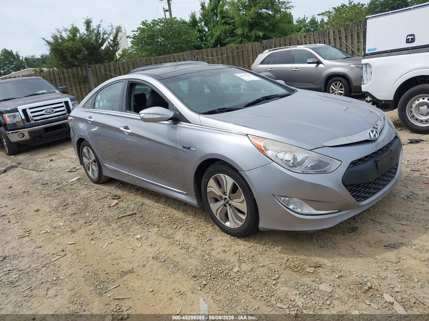 2015 Hyundai Sonata hybrid VIN KMHEC4A47FA136078 IAAI salvage auction — TRANSMISSION, Clear (Virginia), sold $25 on 2026-07-27 (photo 1)