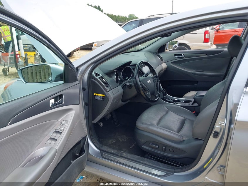 2015 Hyundai Sonata hybrid VIN KMHEC4A47FA136078 IAAI salvage auction — TRANSMISSION, Clear (Virginia), sold $25 on 2026-07-27 (photo 5)