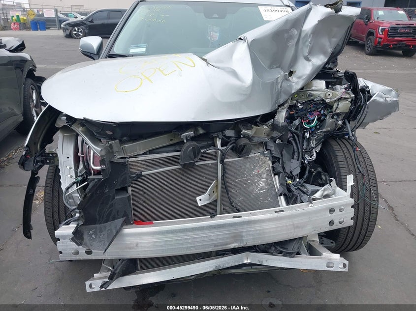 2024 Toyota Highlander VIN 5TDKDRAH5RS053129 IAAI salvage auction — FRONT END, Salvage Title, sold $6,300 on 2026-07-08 (photo 6)