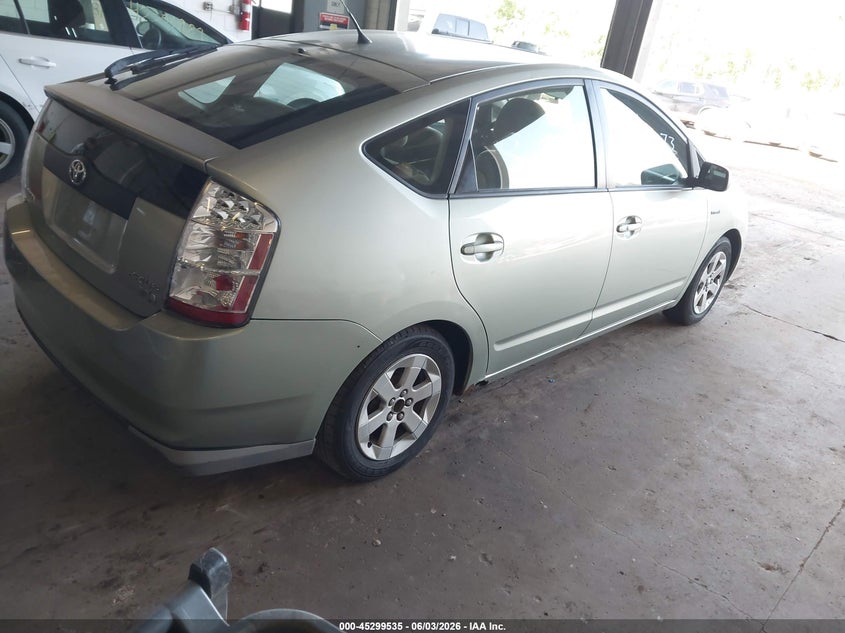 2009 Toyota Prius VIN JTDKB20U993489236 IAAI salvage auction — NORMAL WEAR, Clear (Minnesota), sold $550 on 2026-07-08 (photo 4)