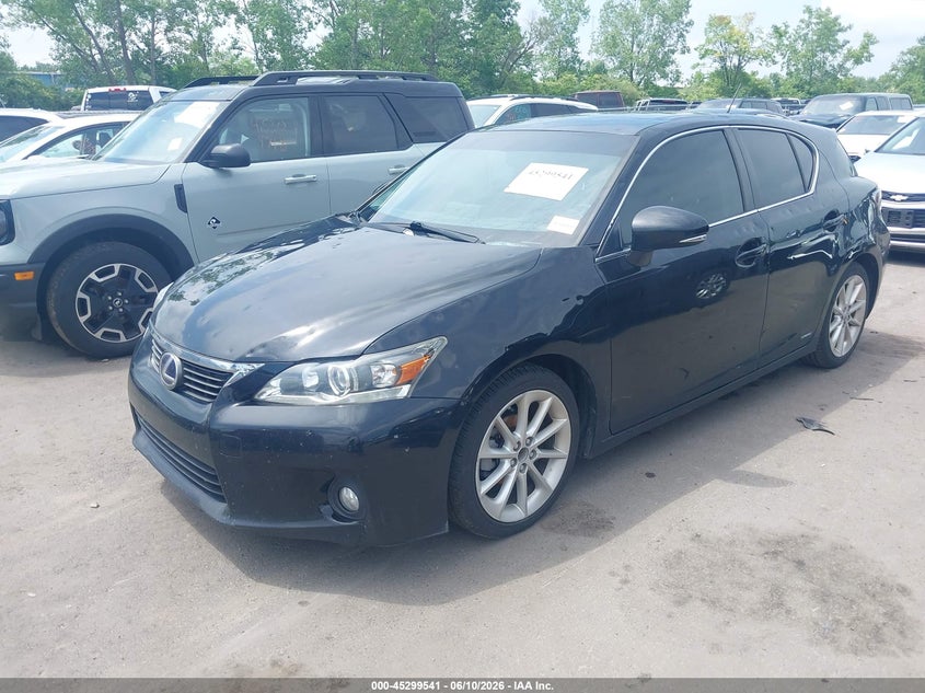 2013 Lexus Ct VIN JTHKD5BH6D2141838 IAAI salvage auction — HAIL, Salvage (Ohio), sold $3,000 on 2026-07-28 (photo 2)