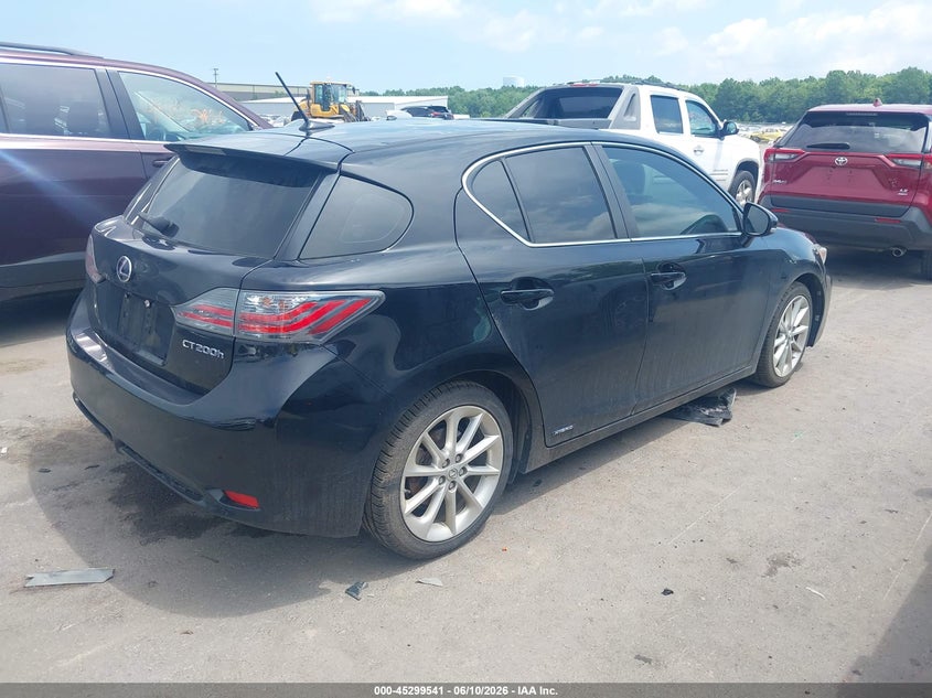 2013 Lexus Ct VIN JTHKD5BH6D2141838 IAAI salvage auction — HAIL, Salvage (Ohio), sold $3,000 on 2026-07-28 (photo 4)