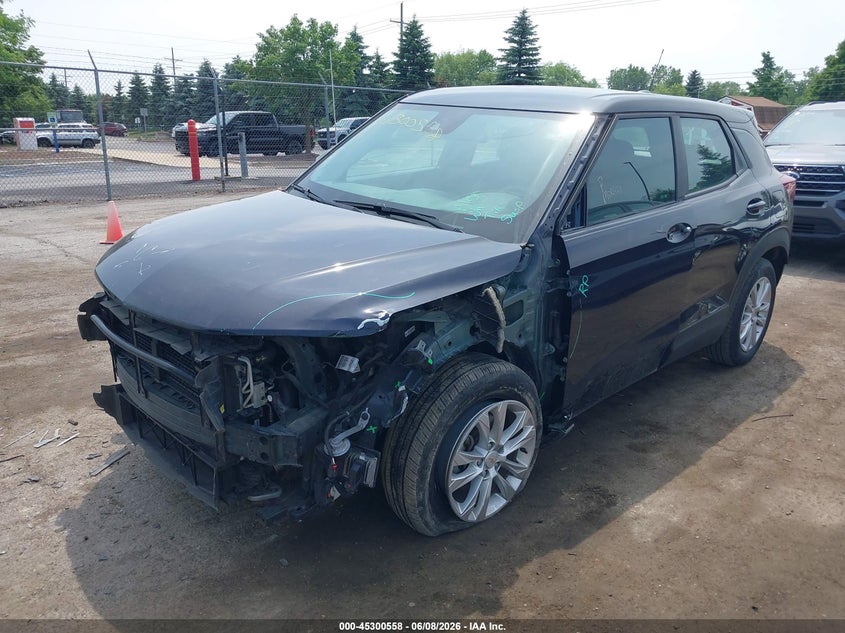 2021 Chevrolet Trailblazer VIN KL79MMS22MB100156 IAAI salvage auction — FRONT END, Salvage Title, sold $1,800 on 2026-07-09 (photo 2)