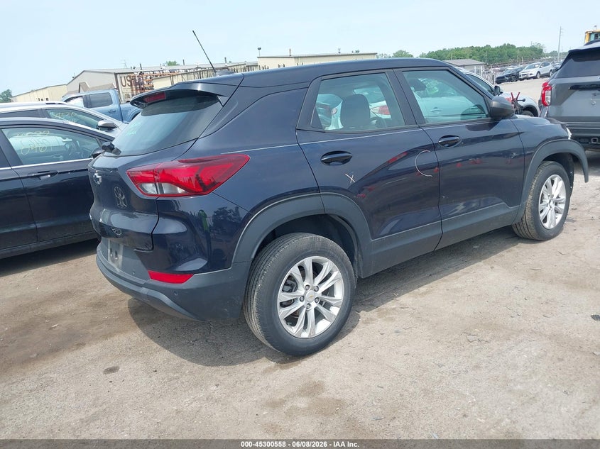 2021 Chevrolet Trailblazer VIN KL79MMS22MB100156 IAAI salvage auction — FRONT END, Salvage Title, sold $1,800 on 2026-07-09 (photo 4)