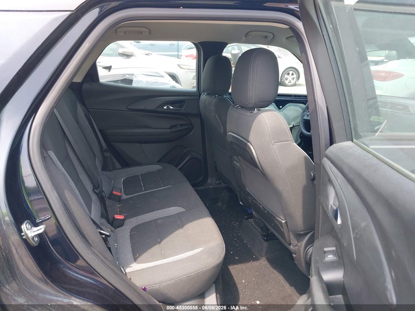 2021 Chevrolet Trailblazer VIN KL79MMS22MB100156 IAAI salvage auction — FRONT END, Salvage Title, sold $1,800 on 2026-07-09 (photo 8)