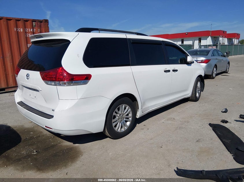 2014 Toyota Sienna VIN 5TDYK3DC7ES516346 IAAI salvage auction — FRONT END, Salvage Title, sold $2,100 on 2026-08-01 (photo 4)