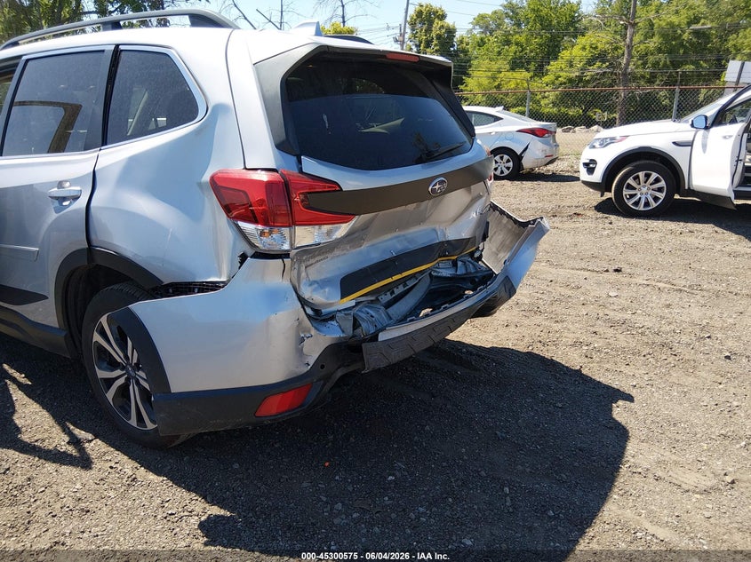 2019 Subaru Forester VIN JF2SKAUC3KH556290 IAAI salvage auction — FRONT & REAR, Salvage Title, sold $1,350 on 2026-07-29 (photo 6)