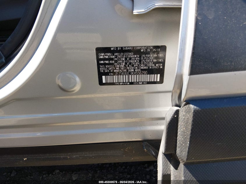 2019 Subaru Forester VIN JF2SKAUC3KH556290 IAAI salvage auction — FRONT & REAR, Salvage Title, sold $1,350 on 2026-07-29 (photo 9)