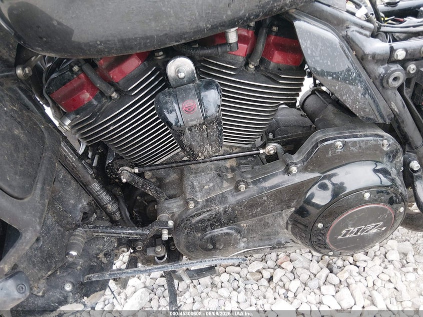 2020 Harley-davidson Electra glide VIN 1HD1TEH19LB955263 IAAI salvage auction — FRONT & REAR, Salvage (Kentucky), sold $7,350 on 2026-08-12 (photo 9)