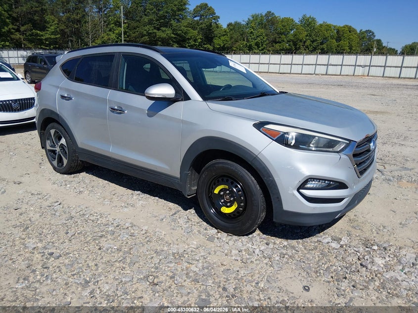 2016 Hyundai Tucson VIN KM8J33A29GU221043 IAAI salvage auction — NORMAL WEAR, Salvage Title, sold $2,625 on 2026-07-16 (photo 1)