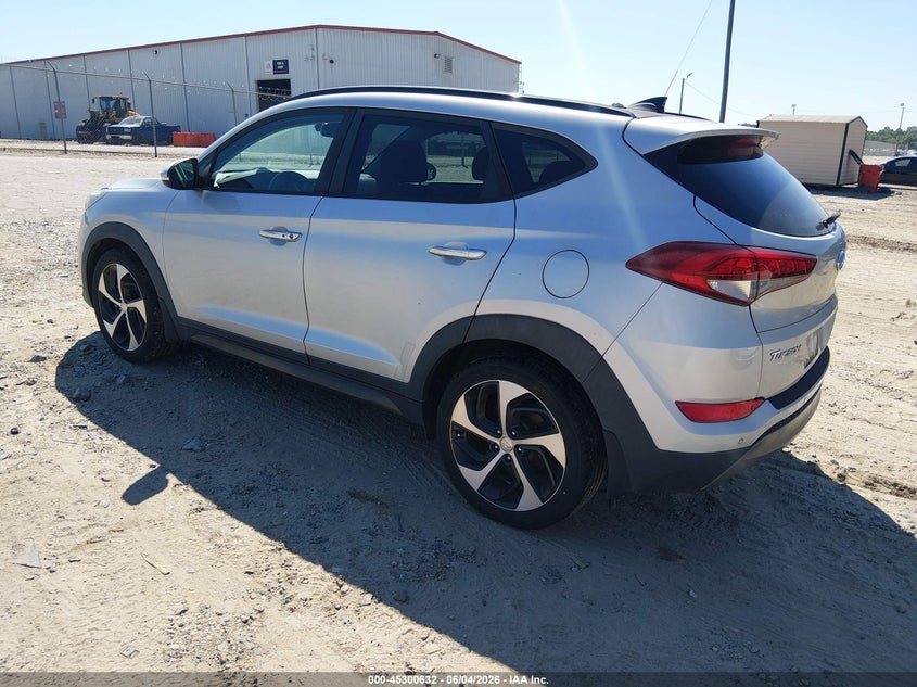2016 Hyundai Tucson VIN KM8J33A29GU221043 IAAI salvage auction — NORMAL WEAR, Salvage Title, sold $2,625 on 2026-07-16 (photo 3)