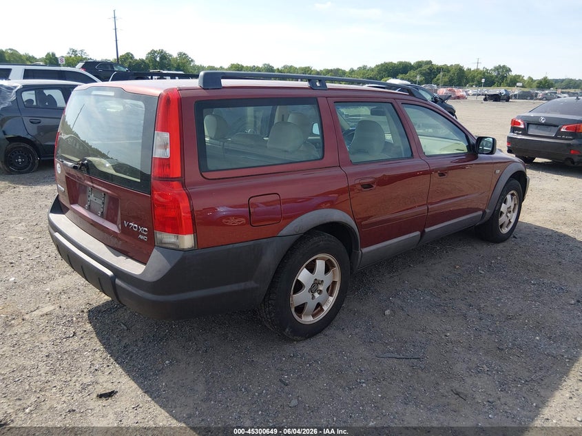 2001 Volvo V70 VIN YV1SZ58D111044386 IAAI salvage auction — NORMAL WEAR, Clear (Maryland), sold $225 on 2026-07-30 (photo 4)