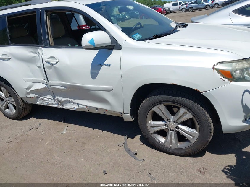 2008 Toyota Highlander VIN JTEES43A382092664 IAAI salvage auction — SIDE, Clear (Massachusetts), sold $1,850 on 2026-07-28 (photo 1)