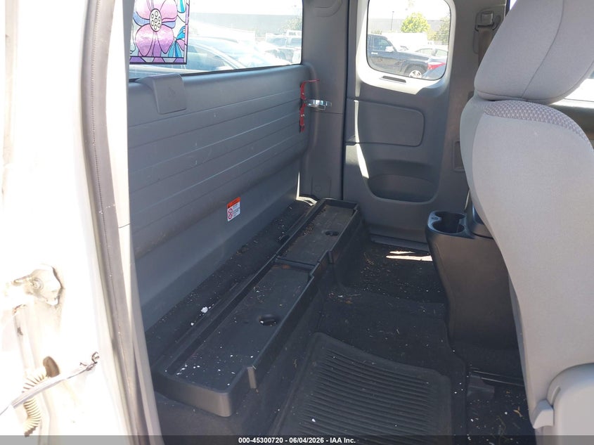 2015 Toyota Tacoma VIN 5TFTX4CN0FX055121 IAAI salvage auction — NORMAL WEAR, Salvage Title, sold $4,800 on 2026-07-20 (photo 8)