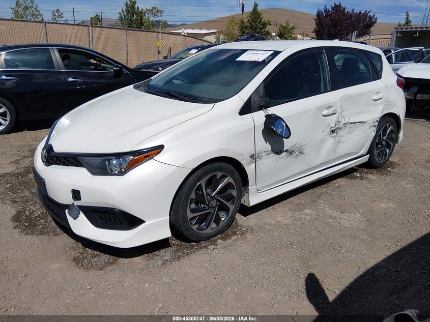 2018 Toyota Corolla VIN JTNKARJE0JJ573119 IAAI salvage auction — LEFT SIDE, Salvage (Nevada), sold $3,600 on 2026-07-31 (photo 2)
